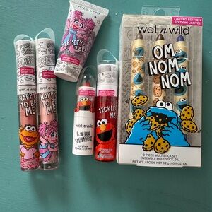 Wet n Wild Sesame Street Lip and Face Set